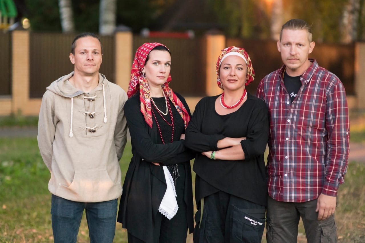 Фолк-группа «Странники» — участник V Открытого межрегионального фестиваля фольклорных коллективов «Пензенский хоровод» Фолк-группа «Странники» — участник V Открытого межрегионального фестиваля фольклорных коллективов «Пензенский хоровод»