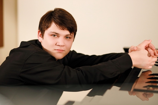 Сергей Давыдченко — участник концертной программы в рамках проекта «Цикл концертов лауреатов всероссийских и международных конкурсов» Сергей Давыдченко — участник концертной программы в рамках проекта «Цикл концертов лауреатов всероссийских и международных конкурсов»