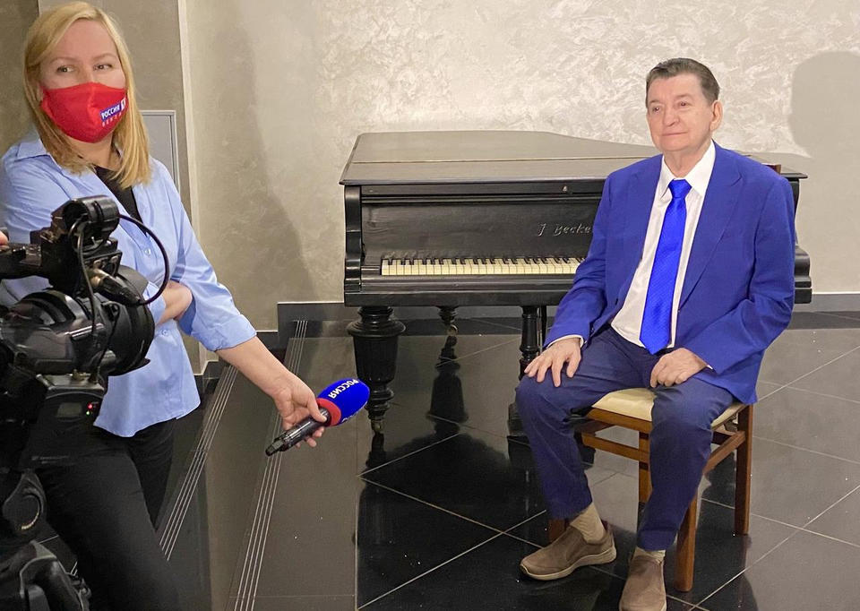 Владимир Каширский и Марта Серебрякова призывают пензенцев соблюдать правила посещения концертных мероприятий Владимир Каширский и Марта Серебрякова призывают пензенцев соблюдать правила посещения концертных мероприятий