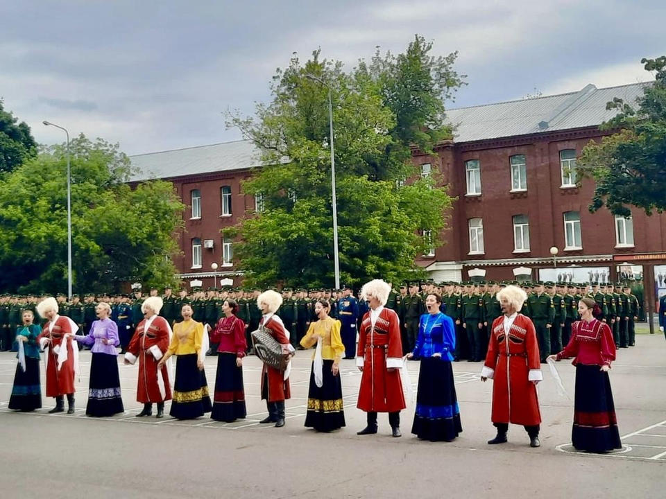 «Казачья застава» выступила на Дне знаний в Пензенском филиале ВА МТО им. В.А. Хрулёва «Казачья застава» выступила на Дне знаний в Пензенском филиале ВА МТО им. В.А. Хрулёва