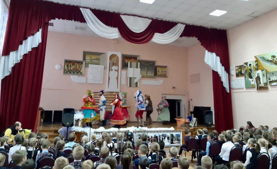 Группа «Калейдоскоп» выступила в школе № 66 города Пензы Группа «Калейдоскоп» выступила в школе № 66 города Пензы