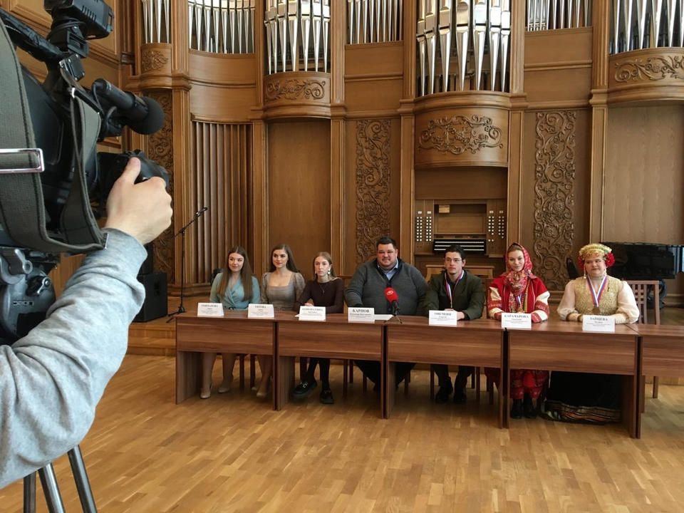 В «Пензаконцерте» подвели итоги участия пензенской делегации в XXI Молодежных Дельфийских играх В «Пензаконцерте» подвели итоги участия пензенской делегации в XXI Молодежных Дельфийских играх