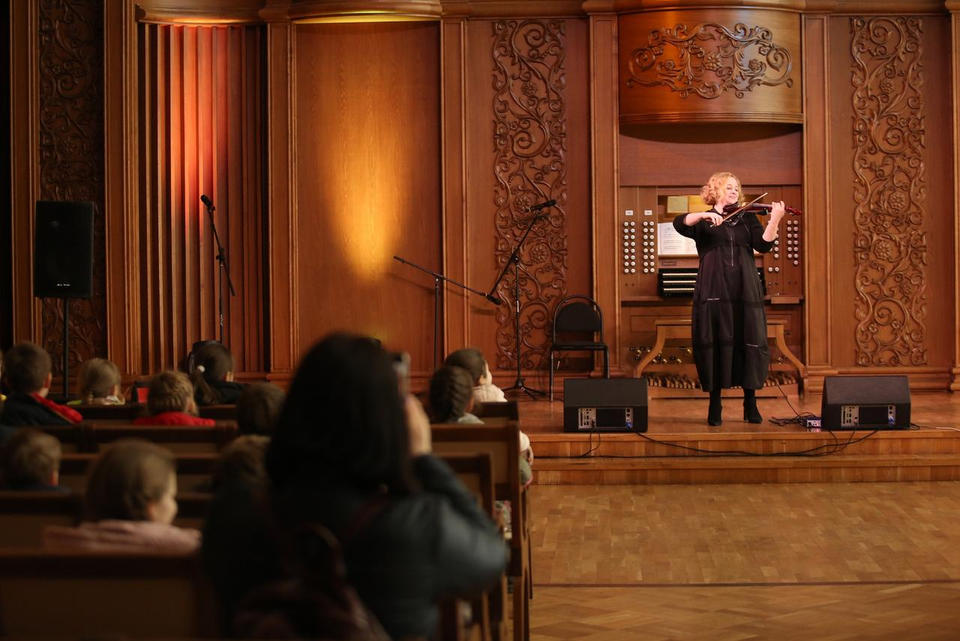 Пензенские школьники побывали на Музыкальном уроке в Органном зале Пензенские школьники побывали на Музыкальном уроке в Органном зале