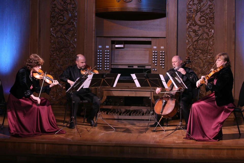 Струнный квартет «Премьера» выступил с программой «Интимные письма» Струнный квартет «Премьера» выступил с программой «Интимные письма»