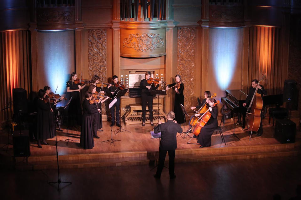 В Органном зале филармонии выступил камерный оркестр Пензенского музыкального колледжа В Органном зале филармонии выступил камерный оркестр Пензенского музыкального колледжа