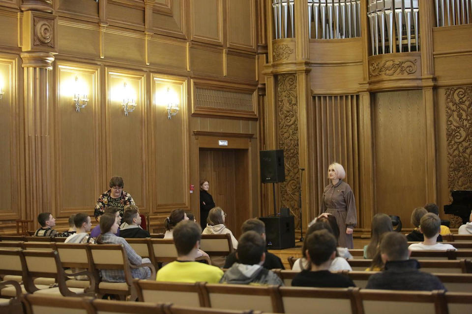 Школьники из Малой Сердобы и села Чумаево Камешкирского района посетили «Пензаконцерт» Школьники из Малой Сердобы и села Чумаево Камешкирского района посетили «Пензаконцерт»