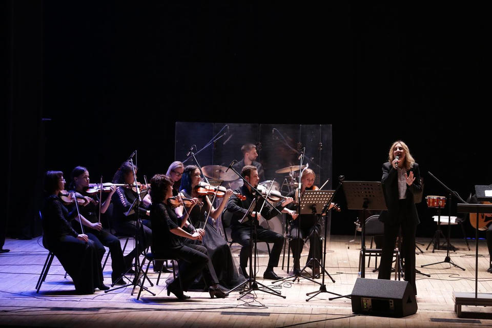 В «Пензаконцерте» выступили солисты агентства «Неоклассика» и музыканты оркестра Губернаторской симфонической капеллы В «Пензаконцерте» выступили солисты агентства «Неоклассика» и музыканты оркестра Губернаторской симфонической капеллы