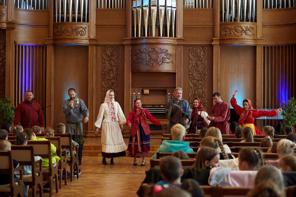 «Дискотека Крутуха» в Органном зале! «Дискотека Крутуха» в Органном зале!