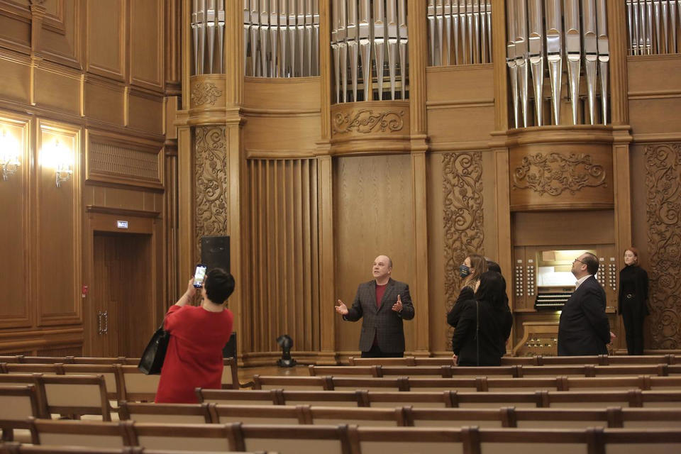 «Пензаконцерт» посетила делегация во главе с руководителем Департамента Министерства строительства и ЖКХ России Марией Синичич «Пензаконцерт» посетила делегация во главе с руководителем Департамента Министерства строительства и ЖКХ России Марией Синичич