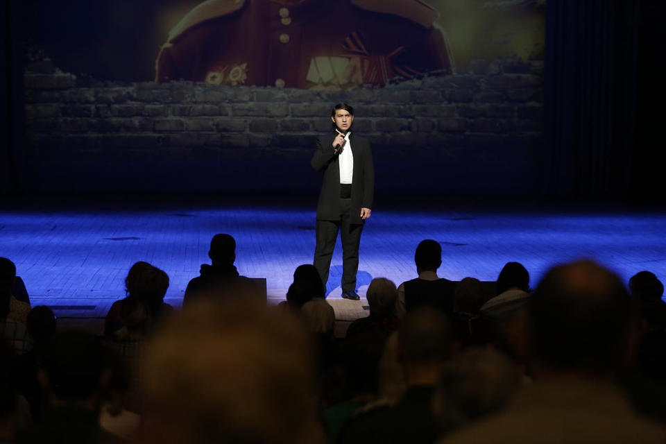 Артисты «Пензаконцерта» выступили с программой «Сталинград. Поклонимся за тот великий бой» Артисты «Пензаконцерта» выступили с программой «Сталинград. Поклонимся за тот великий бой»