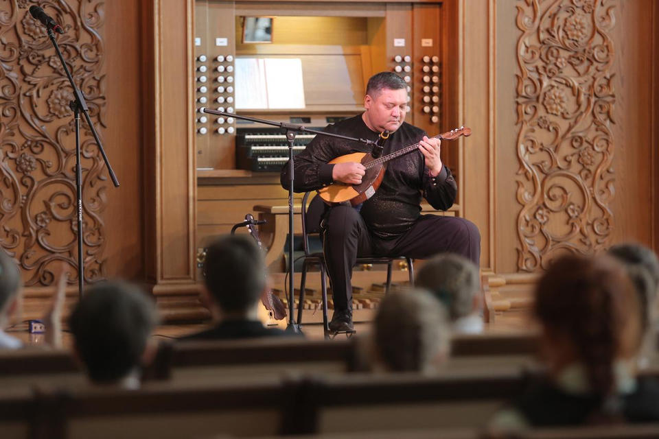 Артисты «Пензаконцерта» провели музыкальный урок для школьников Артисты «Пензаконцерта» провели музыкальный урок для школьников