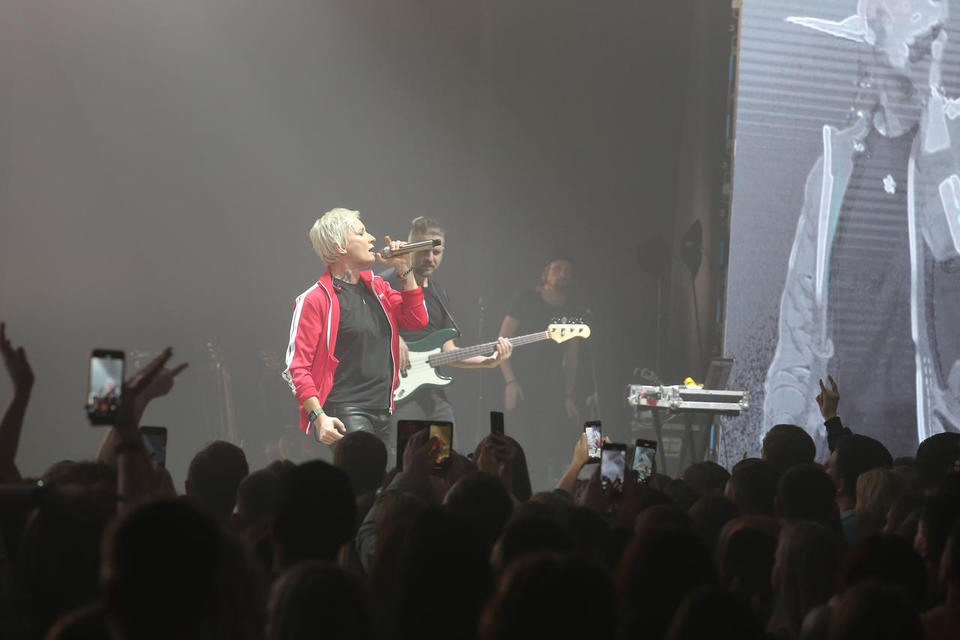 В Киноконцертном зале «Пенза» выступили Диана Арбенина и «Ночные снайперы» В Киноконцертном зале «Пенза» выступили Диана Арбенина и «Ночные снайперы»