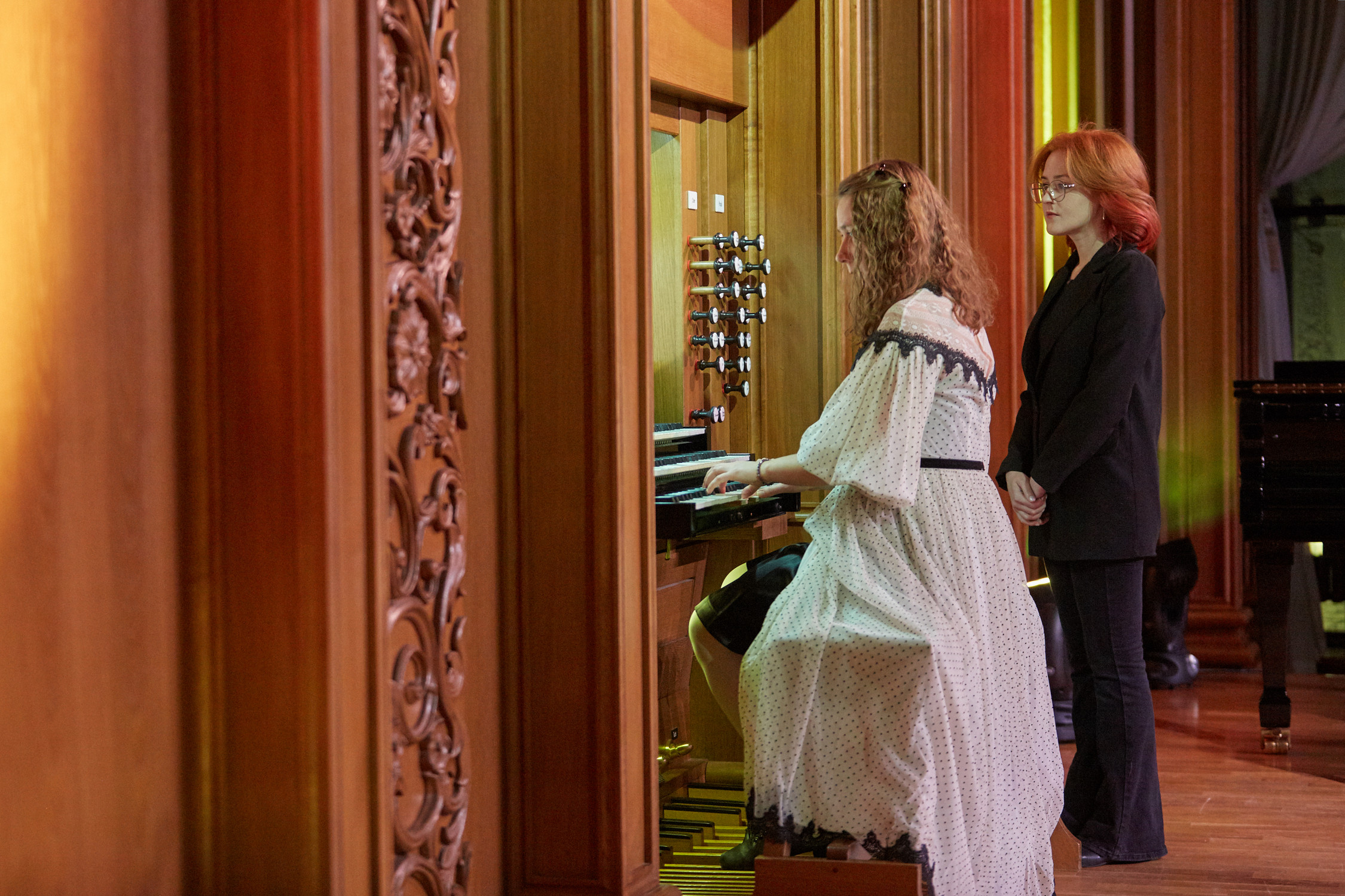 В филармонии впервые выступила органистка Мария Лесовиченко В филармонии впервые выступила органистка Мария Лесовиченко