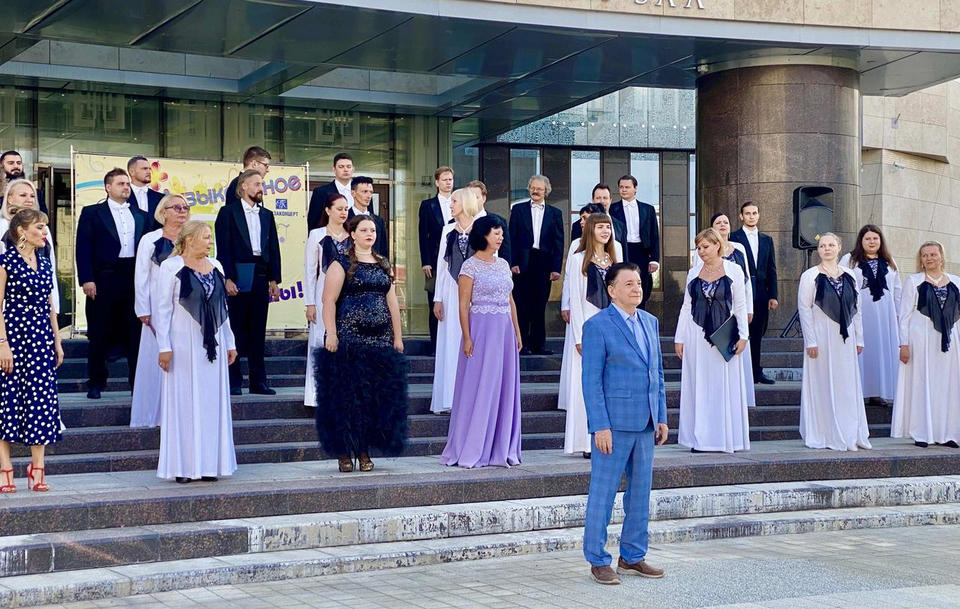 В Пензе исполнили произведения из советских фильмов (11 канал) В Пензе исполнили произведения из советских фильмов (11 канал)