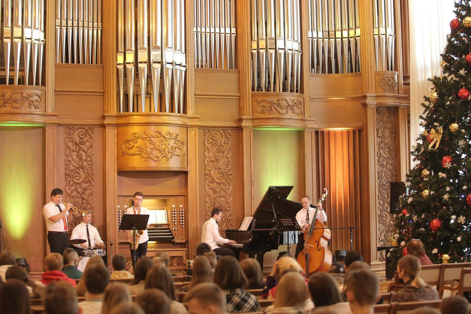 Пензенские школьники посетили концертную программу «От классики до джаза» Пензенские школьники посетили концертную программу «От классики до джаза»