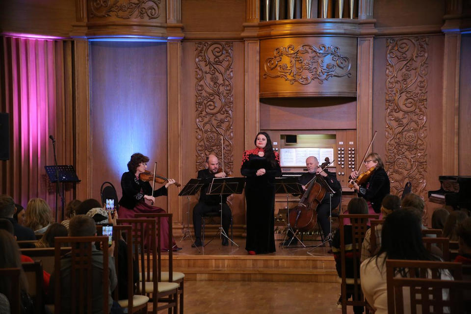 Артисты «Пензаконцерта» выступили с программой «От классики до джаза» Артисты «Пензаконцерта» выступили с программой «От классики до джаза»