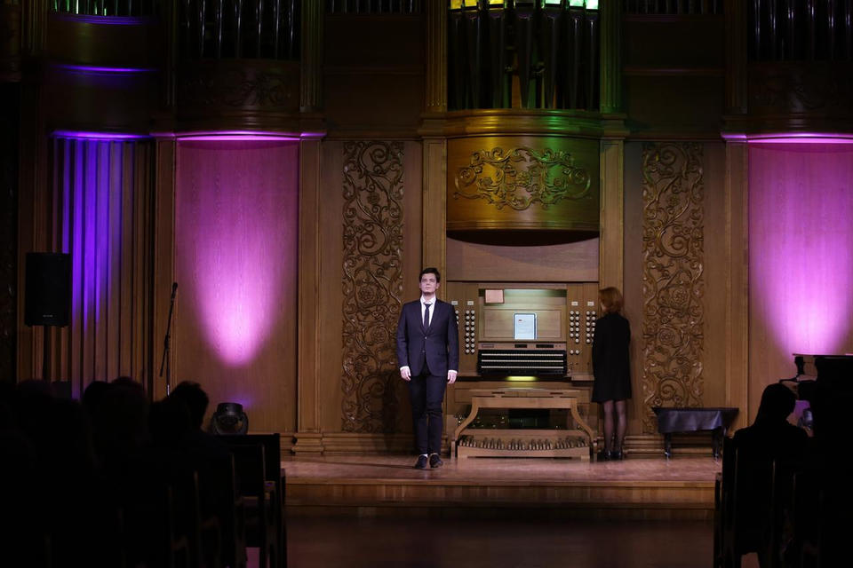 В филармонии прозвучал «Виртуозный орган» в исполнении Андрея Шейко (ТВ-Экспресс) В филармонии прозвучал «Виртуозный орган» в исполнении Андрея Шейко (ТВ-Экспресс)