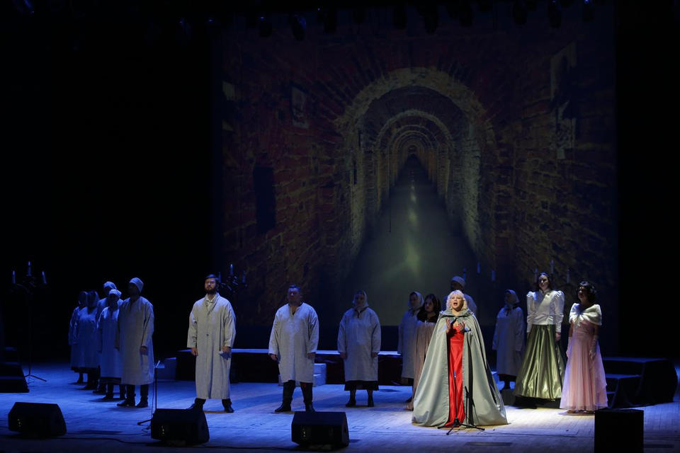 Гости «Пензаконцерта» посмотрели музыкально-драматический спектакль «Свет от света» Гости «Пензаконцерта» посмотрели музыкально-драматический спектакль «Свет от света»