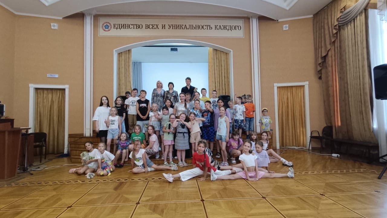 Творческий коллектив «Экспромт» выступил для юных пензенцев Творческий коллектив «Экспромт» выступил для юных пензенцев