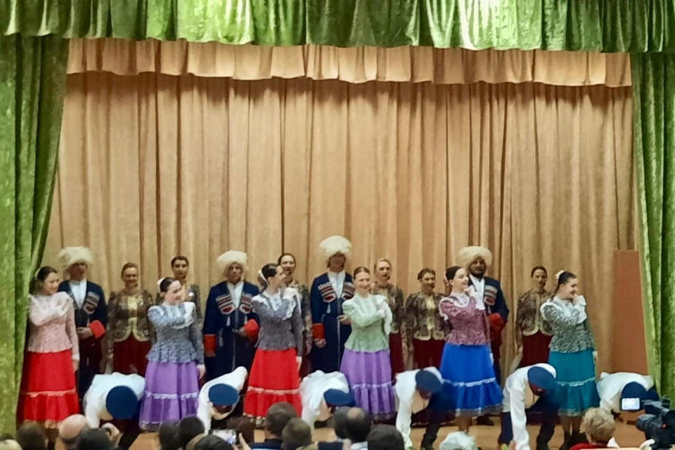 «Казачья застава» выступила в Музее-заповеднике «Тарханы» «Казачья застава» выступила в Музее-заповеднике «Тарханы»