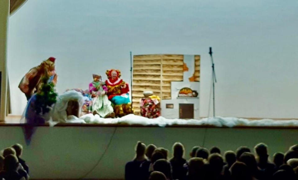 Группа «Калейдоскоп» выступила в школе № 66 города Пензы Группа «Калейдоскоп» выступила в школе № 66 города Пензы