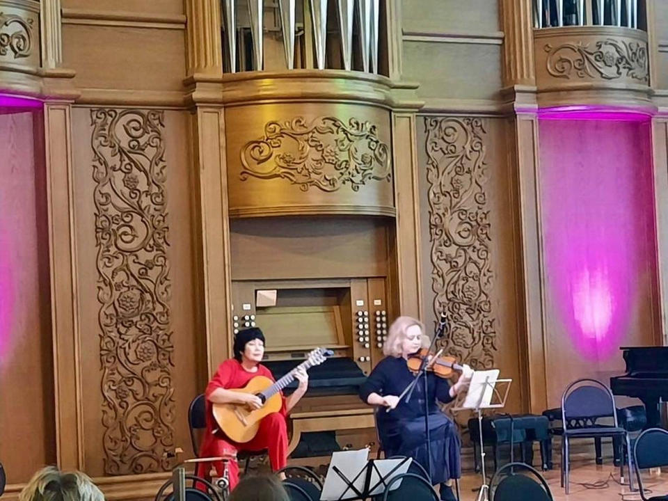 В Органном зале филармонии прозвучала «Осенняя рапсодия» В Органном зале филармонии прозвучала «Осенняя рапсодия»