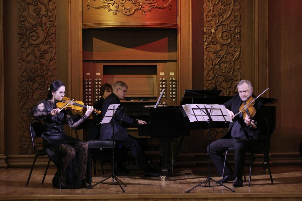 В Органном зале филармонии состоялся концерт камерной музыки В Органном зале филармонии состоялся концерт камерной музыки
