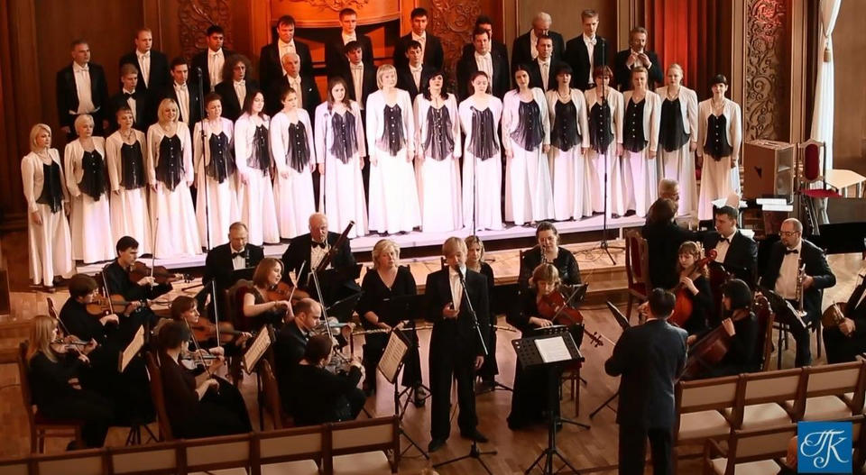 Предлагаем посмотреть фрагменты концертной программы «Песни Победы» в исполнении Губернаторской симфонической капеллы Предлагаем посмотреть фрагменты концертной программы «Песни Победы» в исполнении Губернаторской симфонической капеллы