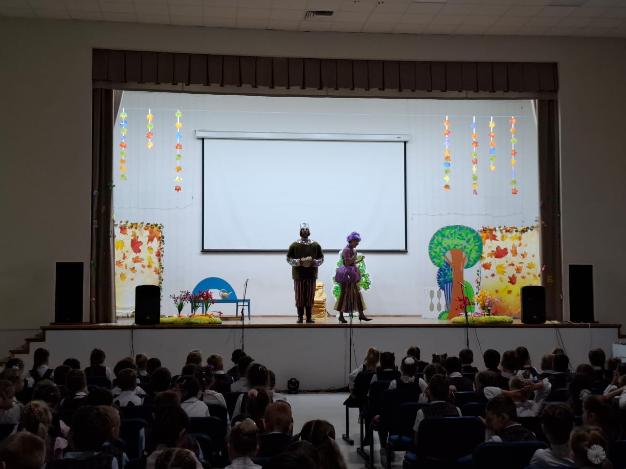 Группа «Калейдоскоп» выступила в школе №66 им. А.В. Стукалова Группа «Калейдоскоп» выступила в школе №66 им. А.В. Стукалова