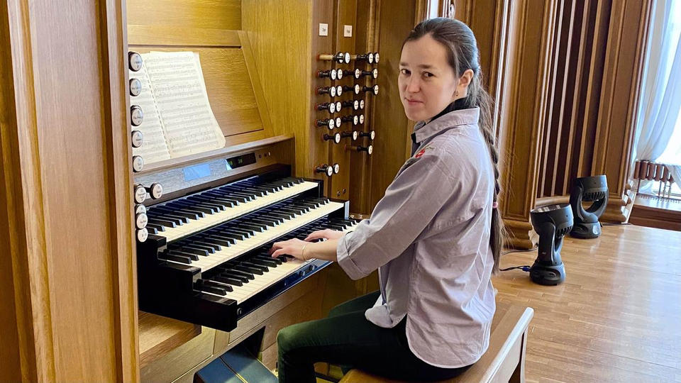 Ольга Бестужева приступила к репетициям в «Пензаконцерте» Ольга Бестужева приступила к репетициям в «Пензаконцерте»