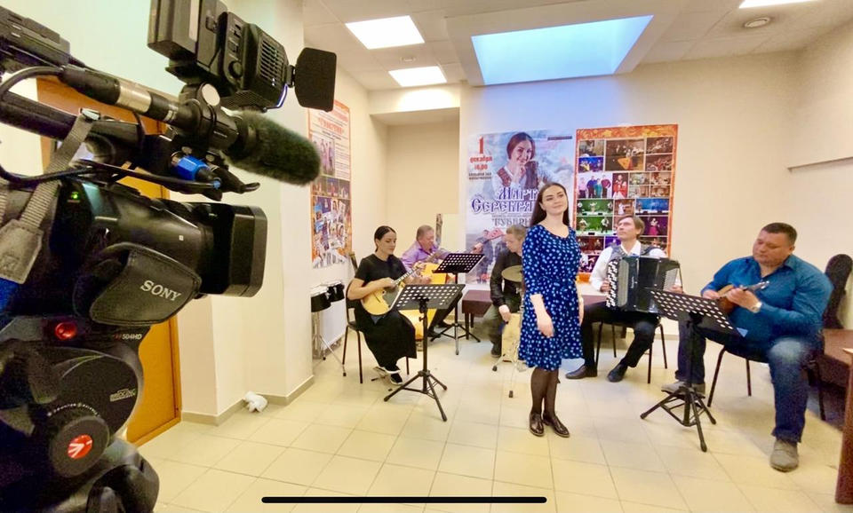 Марта Серебрякова и ансамбль «Губерния» стали героями рубрики «Пенза – место в сердце» на Телеканале «Экспресс» Марта Серебрякова и ансамбль «Губерния» стали героями рубрики «Пенза – место в сердце» на Телеканале «Экспресс»