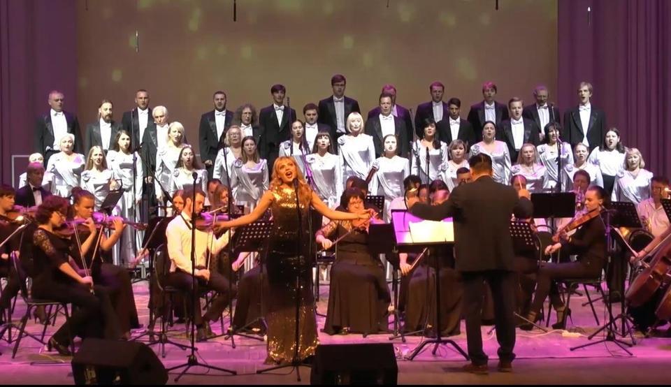 Предлагаем посмотреть фрагмент программы «Оперетта – Гала» в исполнении Губернаторской симфонической капеллы Предлагаем посмотреть фрагмент программы «Оперетта – Гала» в исполнении Губернаторской симфонической капеллы