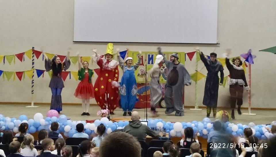 Группа «Калейдоскоп» выступила в школе им. М.Ю. Лермонтова Группа «Калейдоскоп» выступила в школе им. М.Ю. Лермонтова