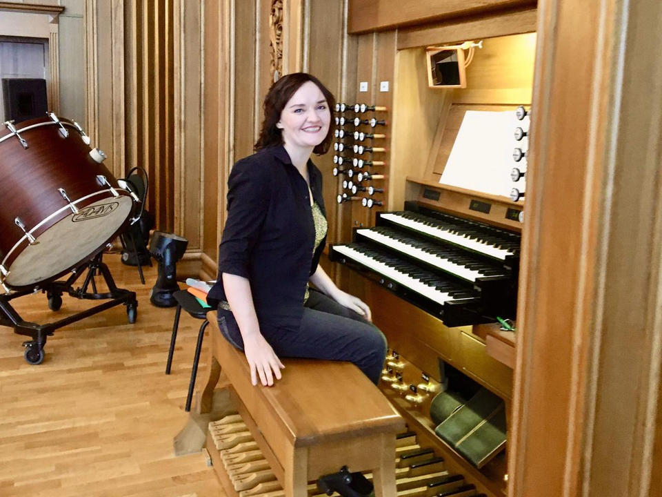 Мария Блажевич приступила к репетициям в Органном зале филармонии Мария Блажевич приступила к репетициям в Органном зале филармонии