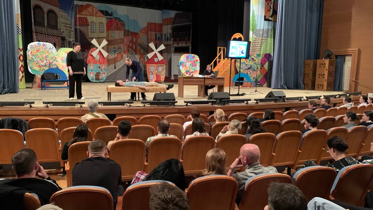 В «Пензаконцерте» состоялось очередное обучение навыкам оказания первой медицинской помощи В «Пензаконцерте» состоялось очередное обучение навыкам оказания первой медицинской помощи