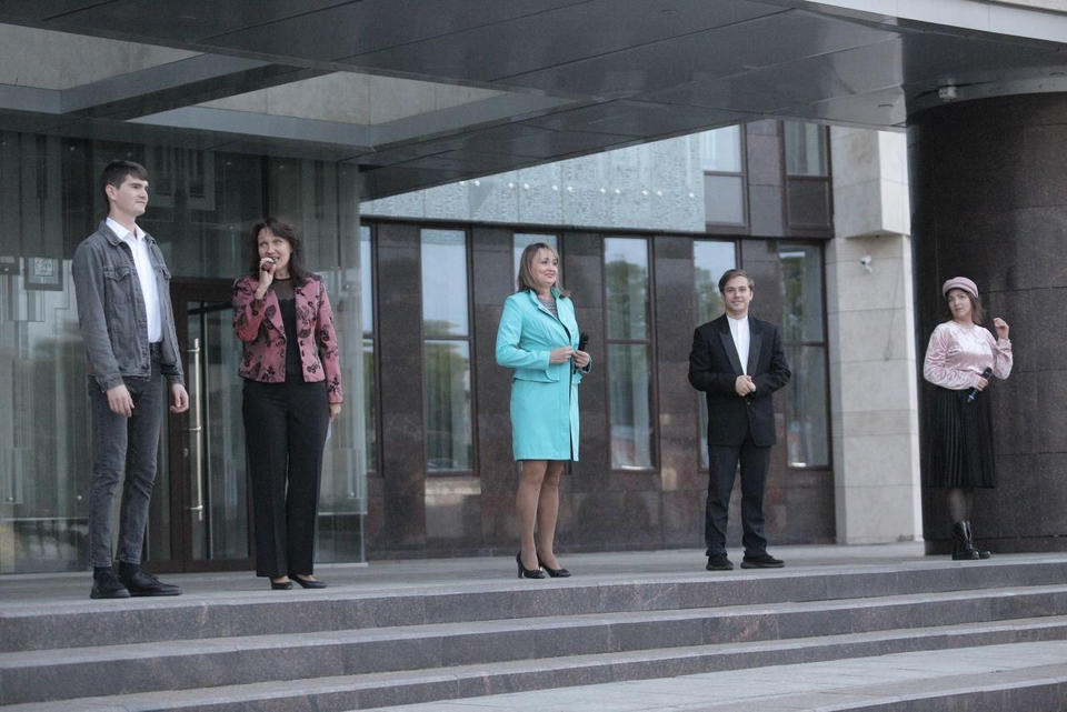 Группа «Калейдоскоп» выступила с концертной программой Группа «Калейдоскоп» выступила с концертной программой