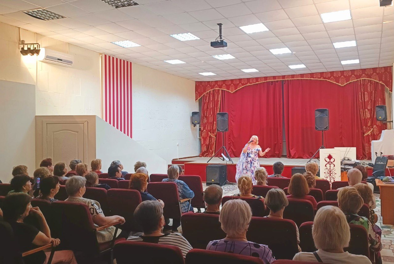 Артисты «Пензаконцерта» выступили в санатории им. Володарского Артисты «Пензаконцерта» выступили в санатории им. Володарского