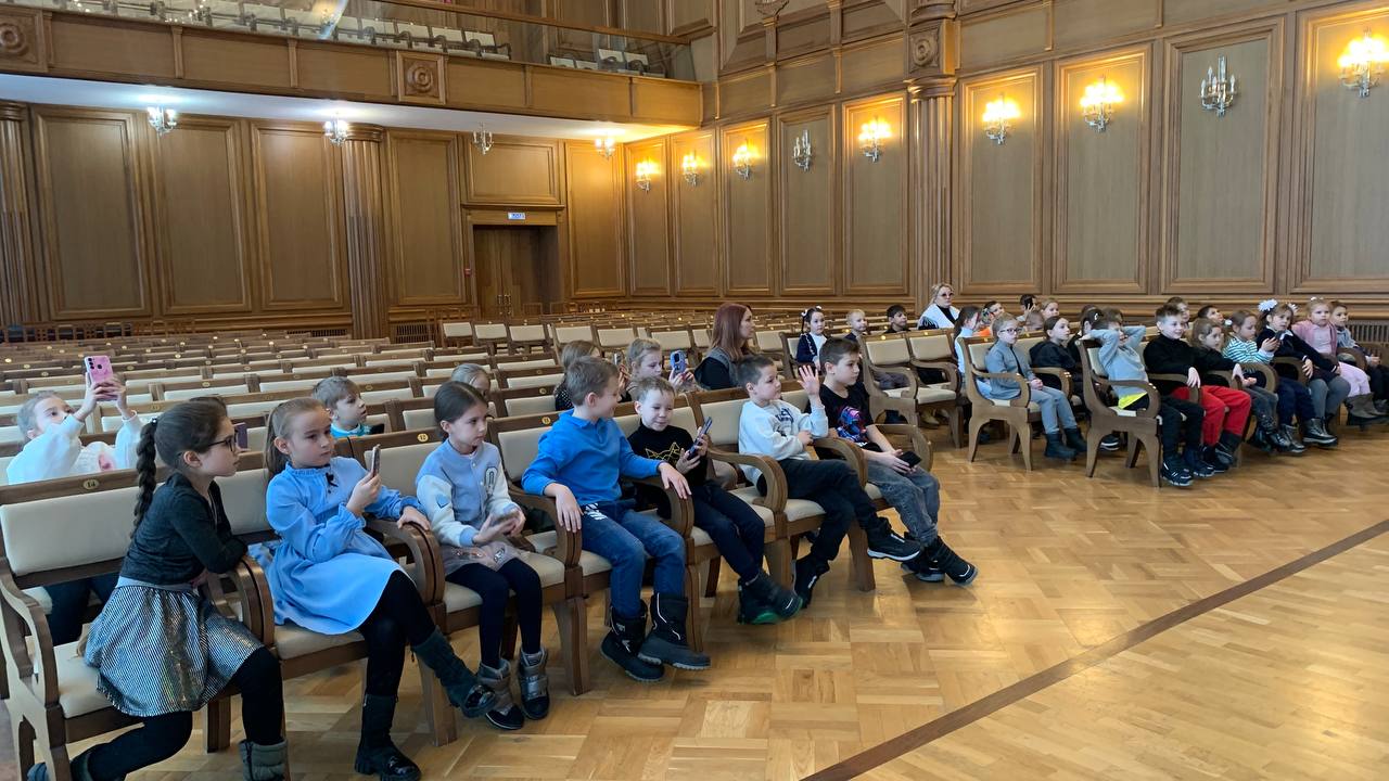 «Пензаконцерт» посетили школьники из Бессоновки «Пензаконцерт» посетили школьники из Бессоновки