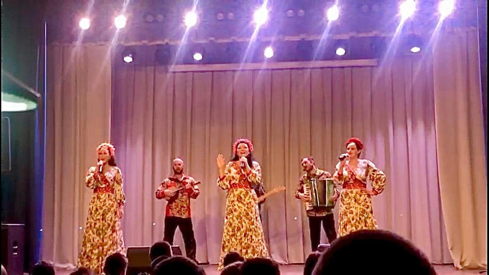 Ансамбль «Злато-Серебро» выступил в Вадинске Ансамбль «Злато-Серебро» выступил в Вадинске