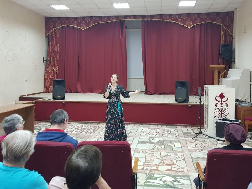 Марта Серебрякова выступила для жителей ЛНР и ДНР Марта Серебрякова выступила для жителей ЛНР и ДНР