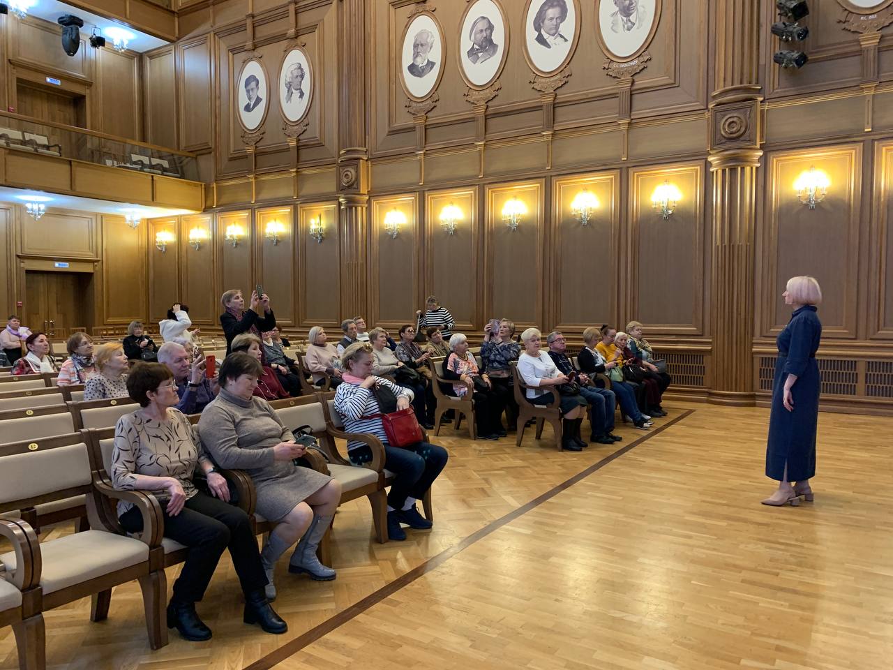 Экскурсионный маршрут по филармонии Экскурсионный маршрут по филармонии