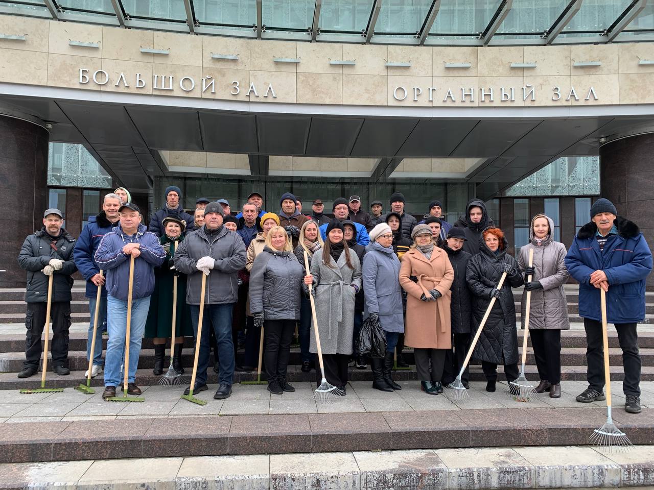 «Пензаконцерт» присоединился к общегородскому субботнику «Пензаконцерт» присоединился к общегородскому субботнику