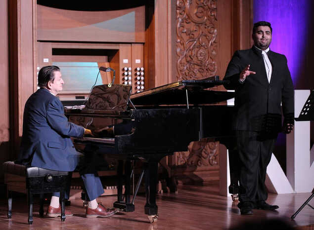Солисты Губернаторской симфонической капеллы выступили с программой «Мелодии кино»