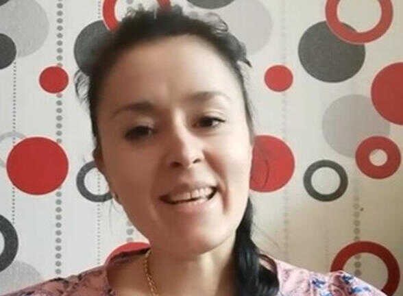 Русскую народную сказку «Волк, медведь и лиса» исполняет Анна Прошина