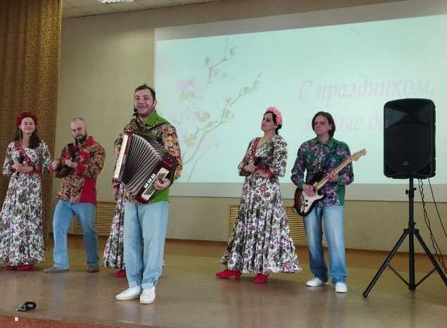 Ансамбль 