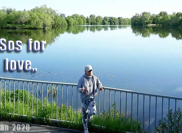 Александр Ренуар поделился музыкальным видео