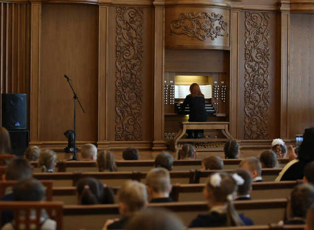 В Органном зале филармонии выступила Софья Семьянова