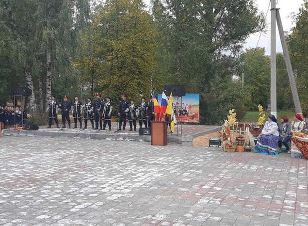 Ансамбль песни и танца «Казачья застава» принял участие в фестивале «Казачий круг»