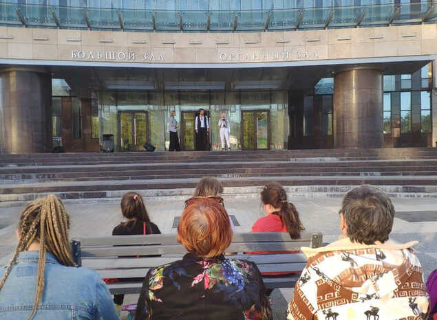 «Музыка в джинсах»
