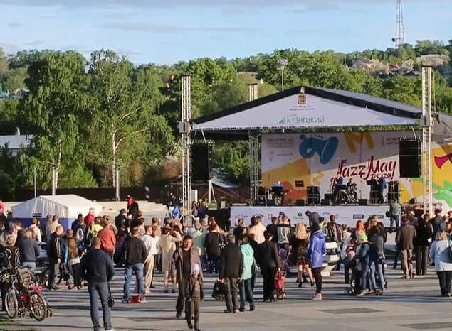 Предлагаем посмотреть фрагменты Международного фестиваля «Jazz May Penza» разных лет!